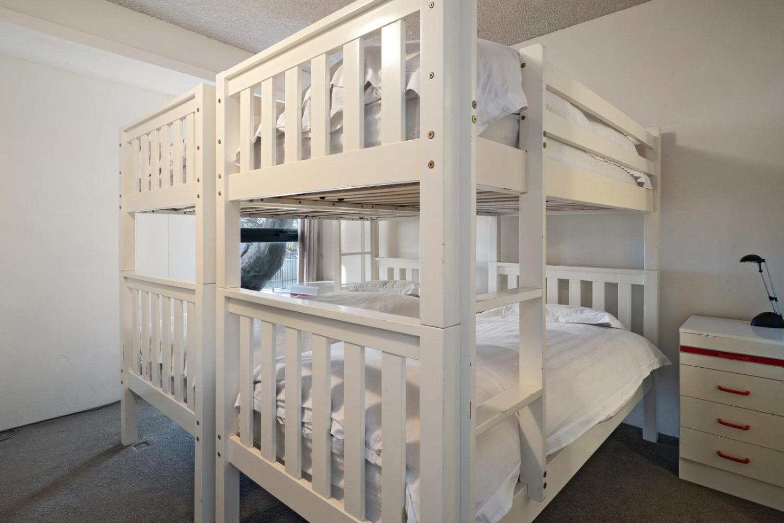 Chalet Apartments - Mt Buller Apartment Rentals Mount Buller Rom bilde