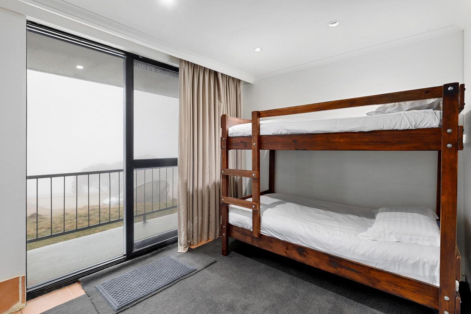 Chalet Apartments - Mt Buller Apartment Rentals Mount Buller Rom bilde